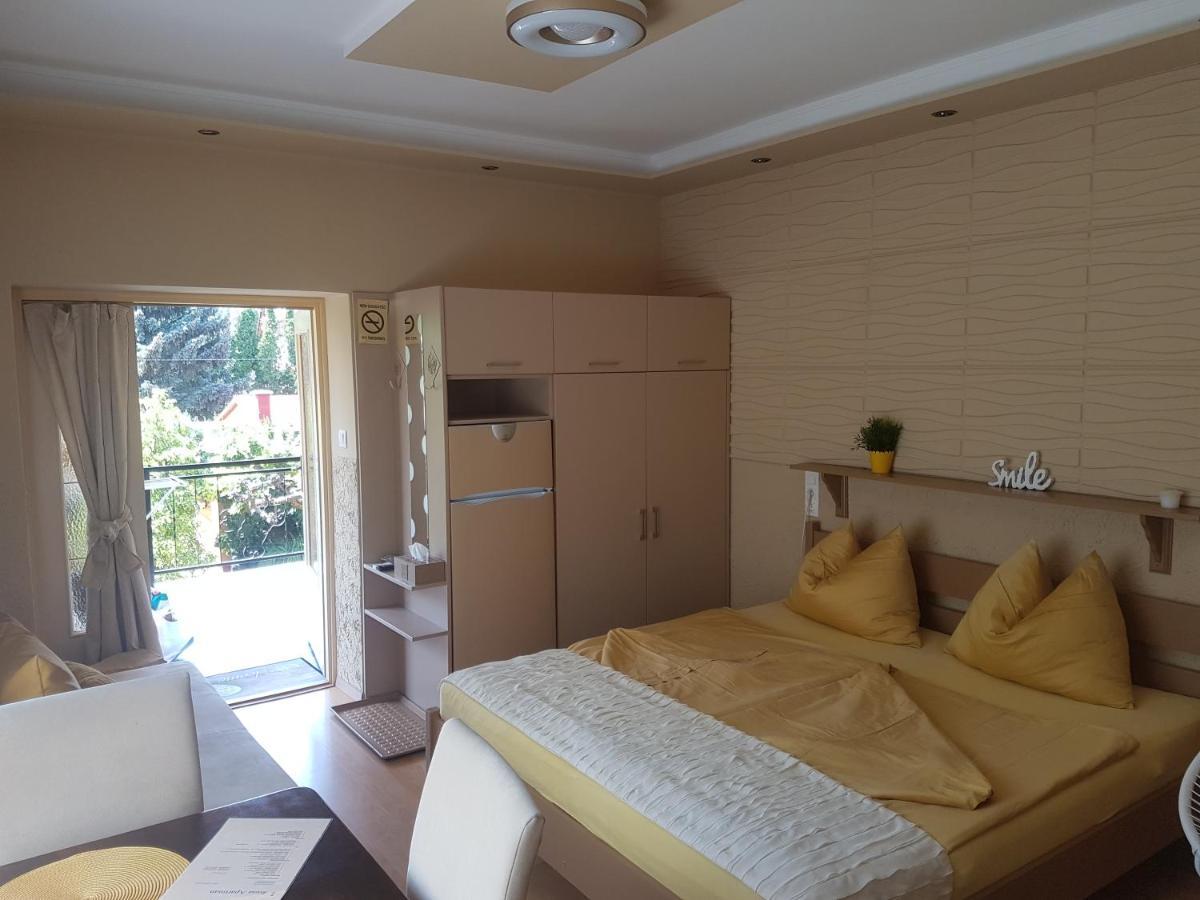 Rozsa Apartman อัลโชเอิร์ช ภายนอก รูปภาพ