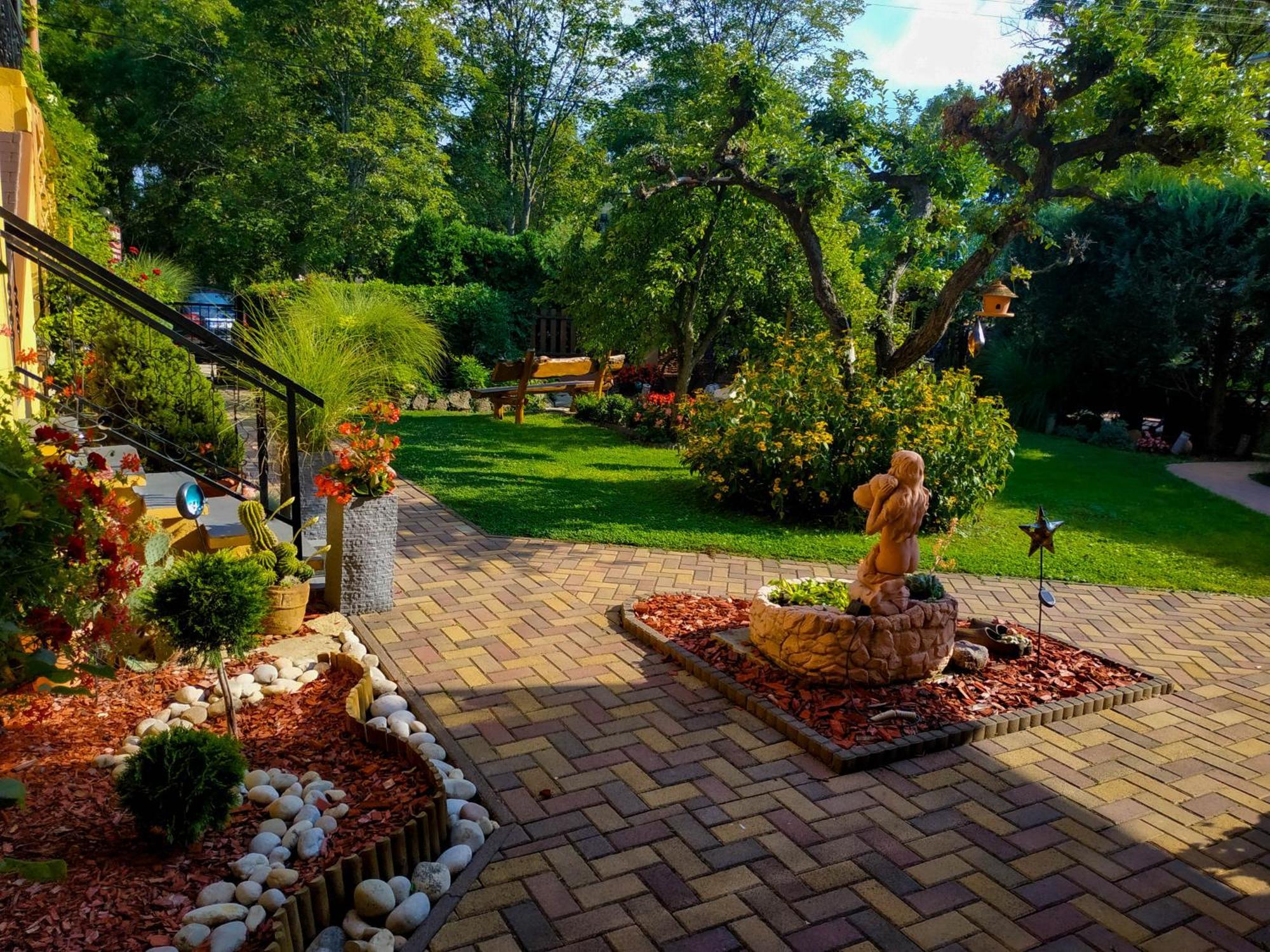 Rozsa Apartman อัลโชเอิร์ช ภายนอก รูปภาพ