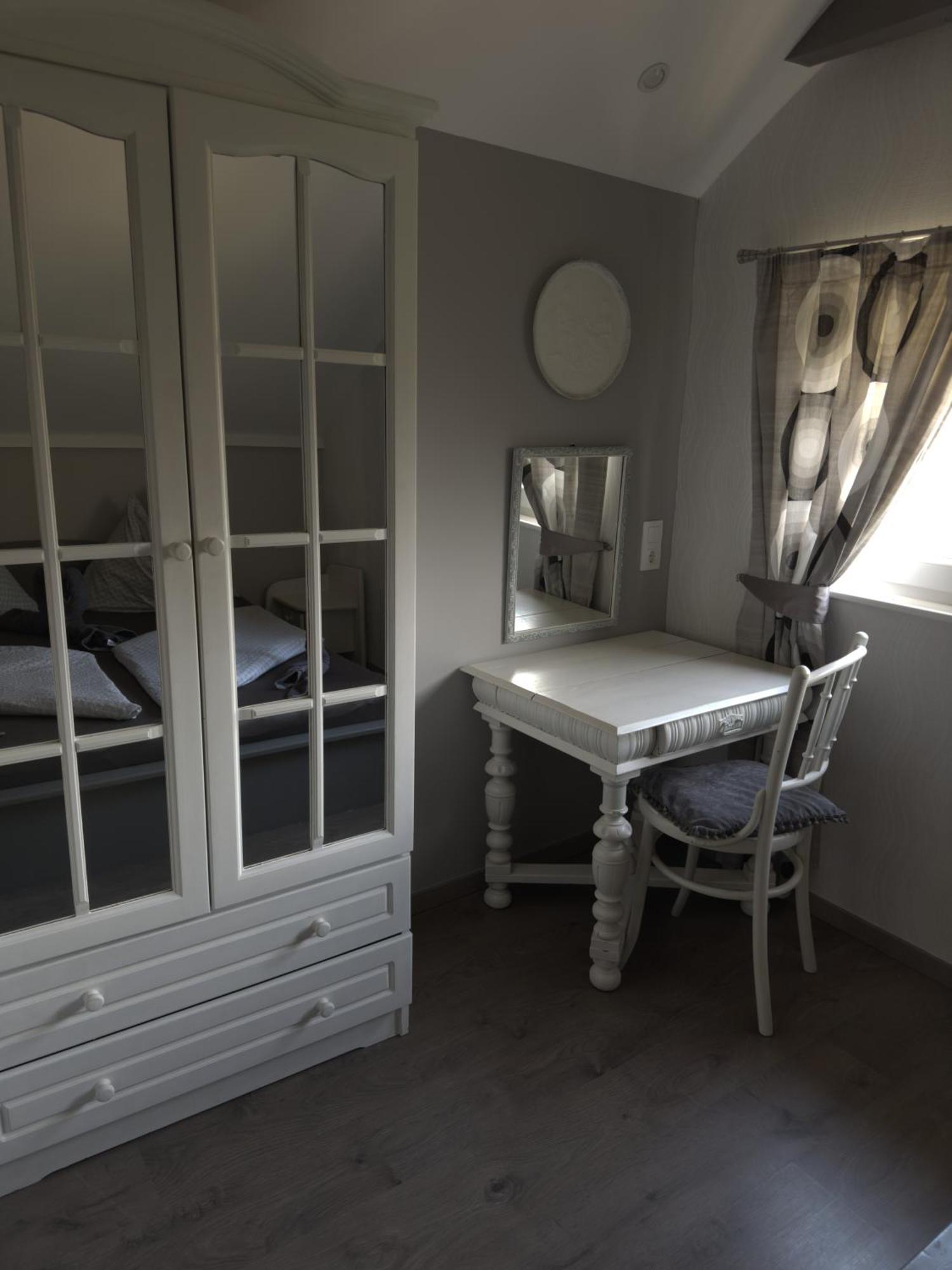 Rozsa Apartman อัลโชเอิร์ช ห้อง รูปภาพ