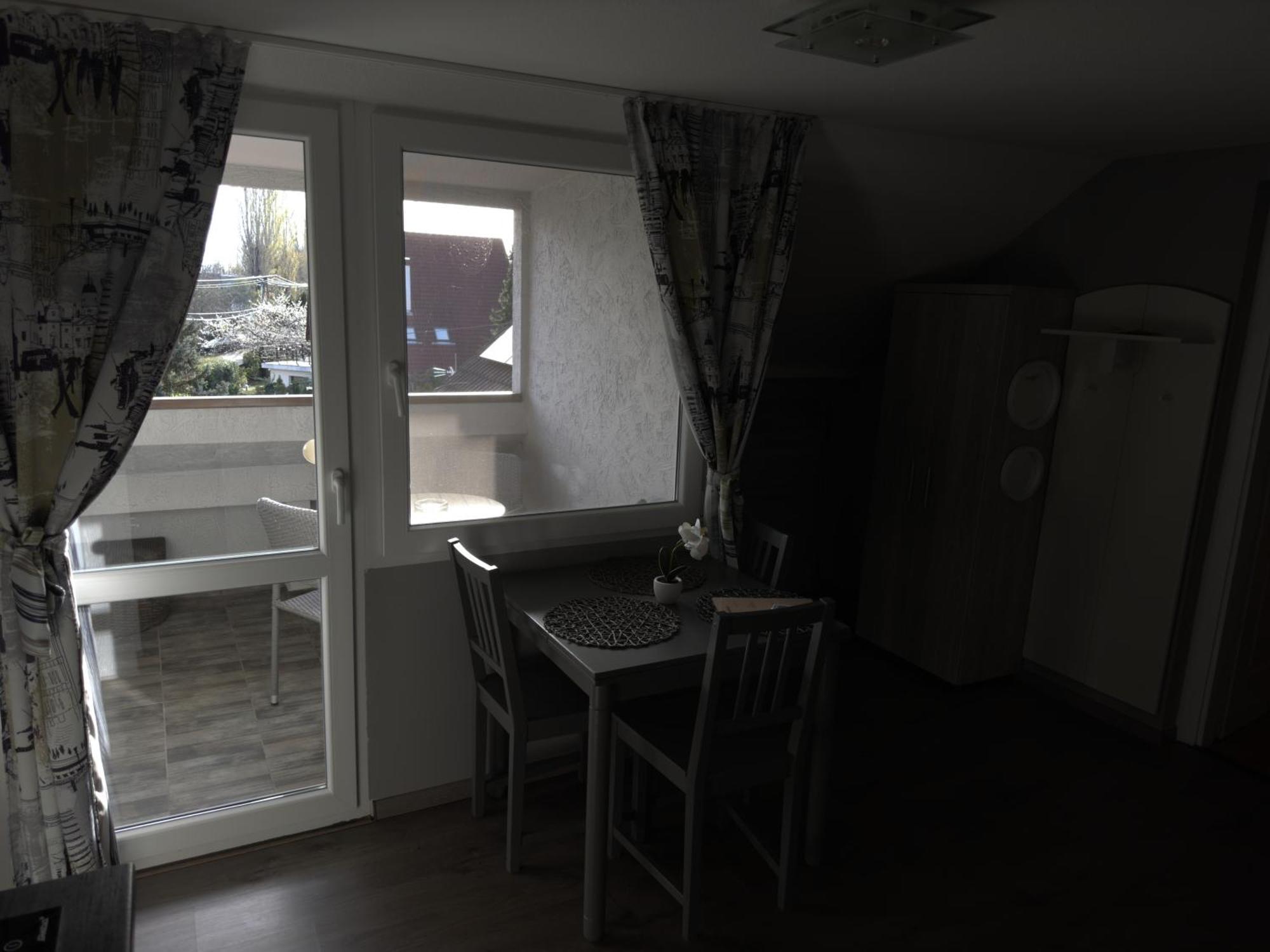 Rozsa Apartman อัลโชเอิร์ช ห้อง รูปภาพ